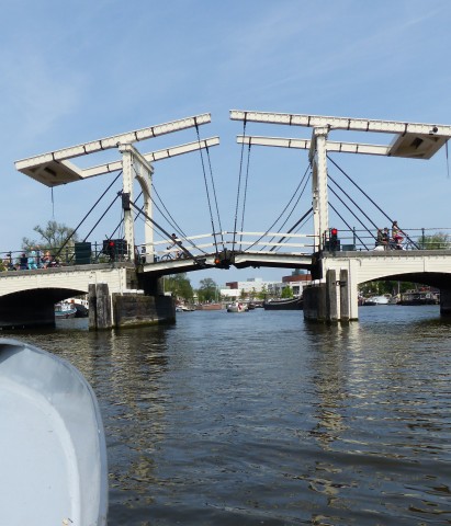 050  Zvedací most