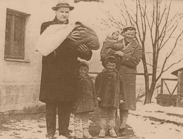 1963  Cestou ke k�tu