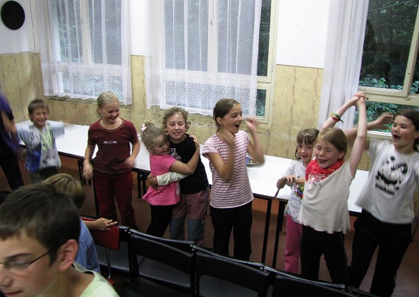 56  Radost z v�t�zstv� 