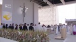 07  Papež před oltářem