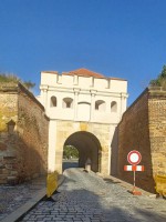 03  Táborská brána