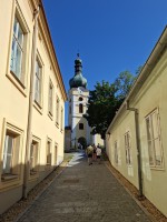 04  Cestou ke kostelu