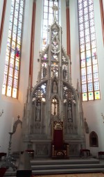 04  Hlavní oltář