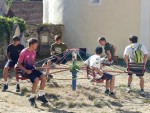 10  Kolotoč u kostela