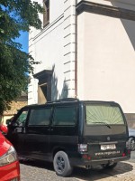 12  Odjezd auta s rakví