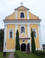 21  Portál kostela