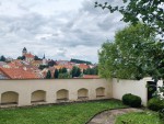 28  Pohled od kostela 