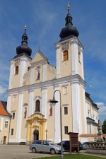 34  Kostel sv. Petra a Pavla