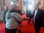 38 Pozdrav s biskupem Stanislavem  