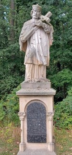 36  Komárov - socha sv. Jana Nepomuckého