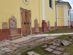 51  Křížová cesta kolem kostela