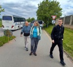 52  Na parkovišti u hradu