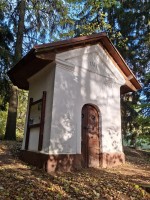76  Petrovická kaplička