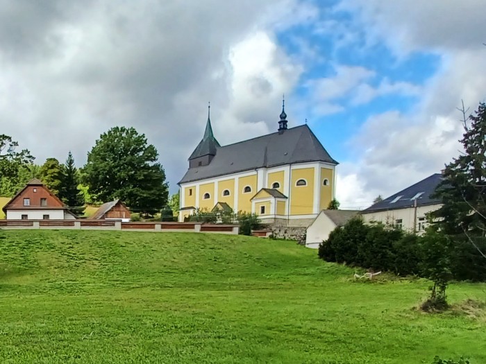 03  Sádek - kostel Nejsvětější Trojice