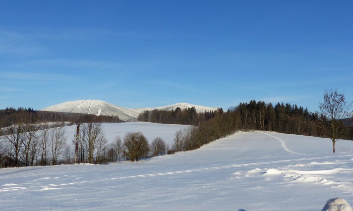 04  Pohled na hřebeny