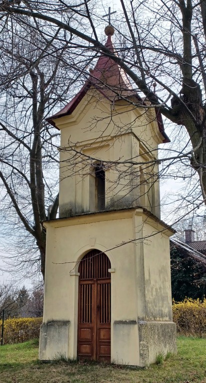 042  Polizy - kaple