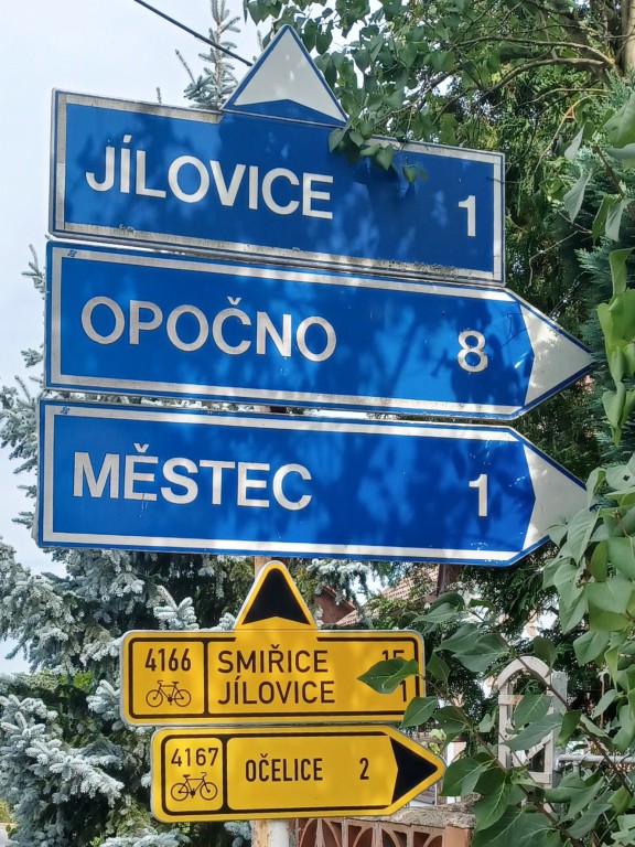 05  Cestou