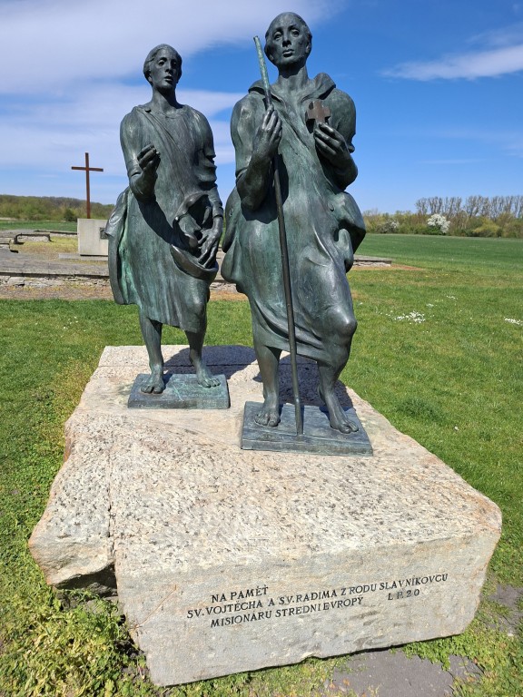 05  Sv. Vojtěch a sv. Radim