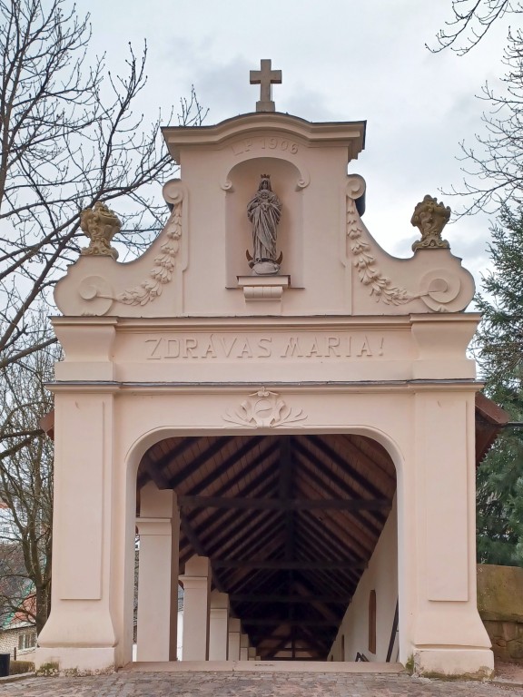 06  Horní štít