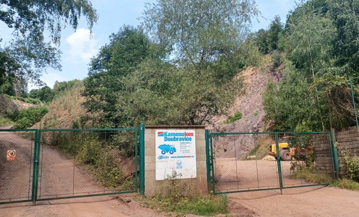 09  Povrchový lom Doubravice
