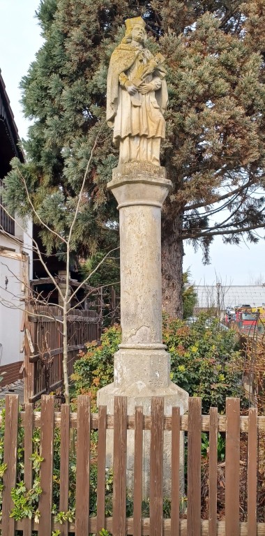 108  Socha sv. Jana Nepomuckého