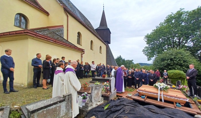 14  Celkový pohled