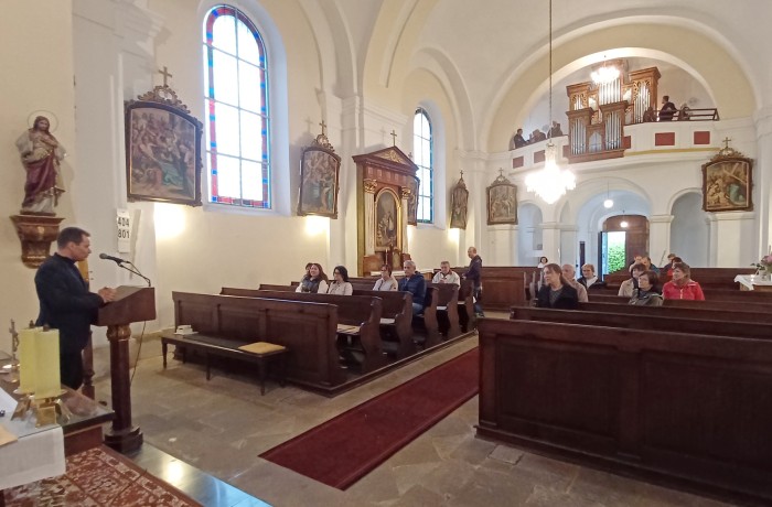 16  Celkový pohled - Bohu díky
