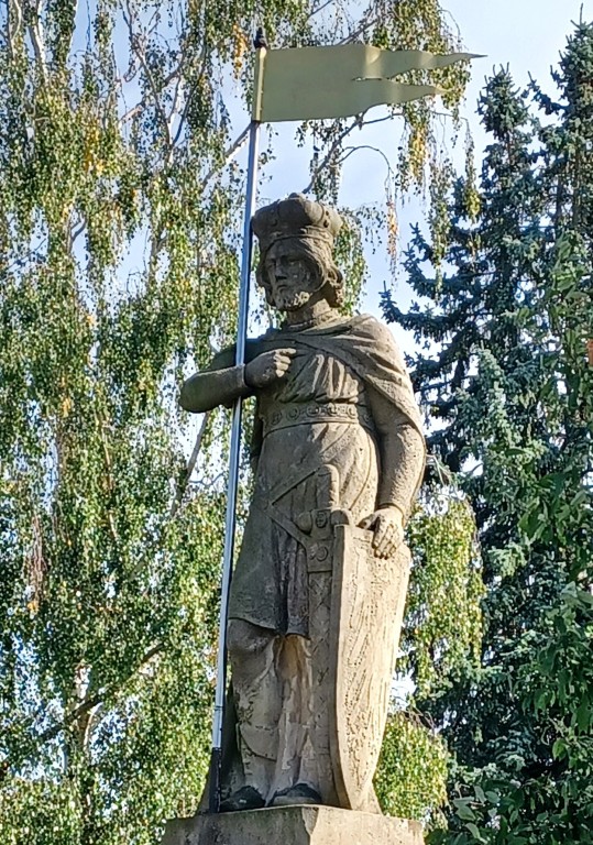 16  Detail