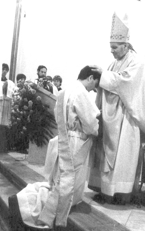19890624  Kněžské svěcení HK