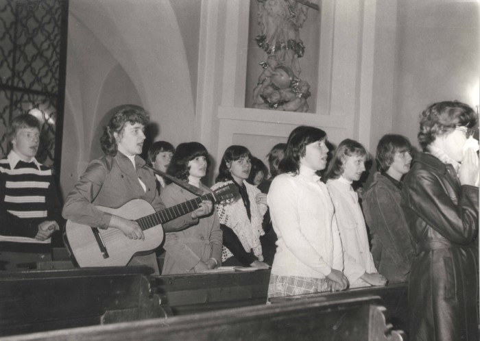 1980 Svatba - schola