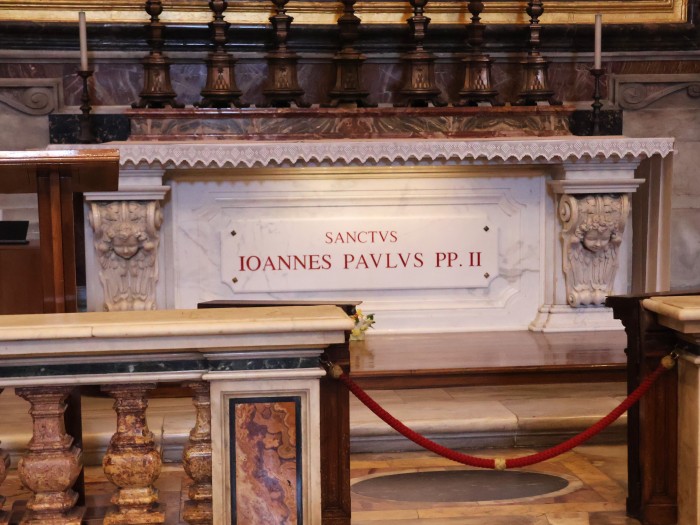 21  Hrob papeže sv. Jana Pavla II.
