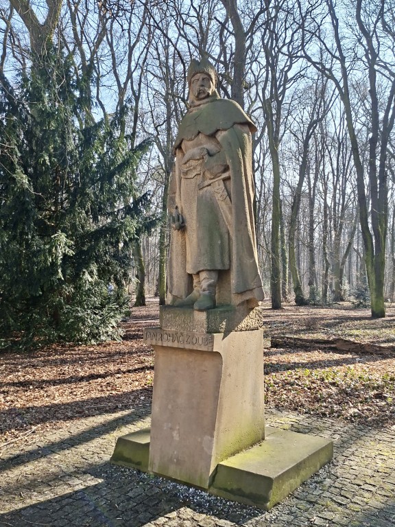 21  Pomník Jana Roháče z Dubé