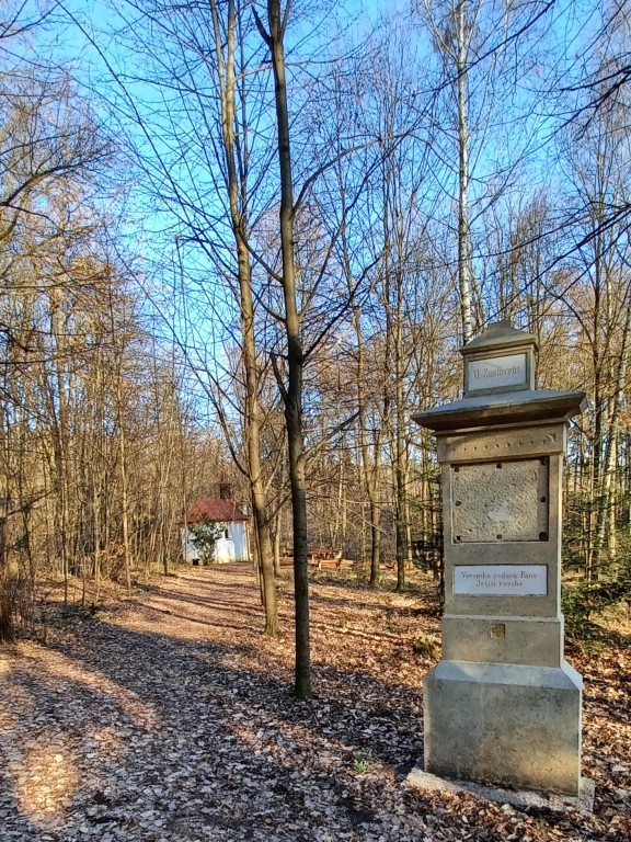 24  Křížová cesta