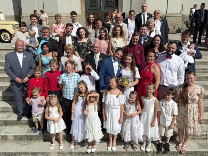 2025 08b Hostýn * Sourozenci a rodiny sestry Majky