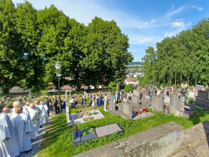 26  Průvod
