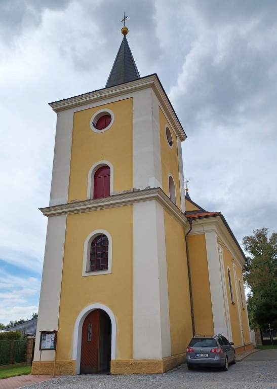 29  Plotiště - kostel sv. Petra (4)
