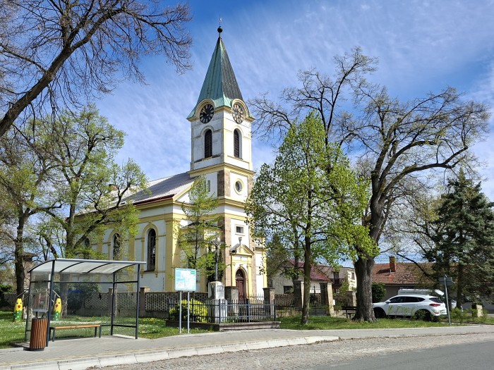 30  Evangelický kostel