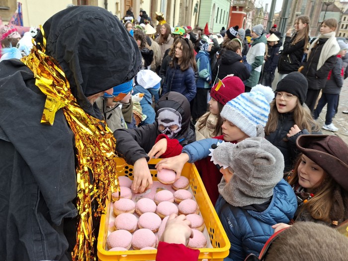 31  Rozdávání dle tříd