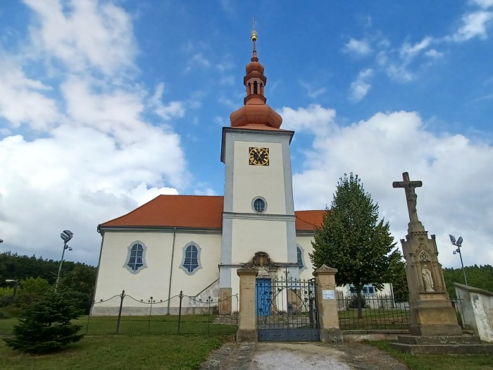 32  Chodovice - kostel sv. Bartoloměje