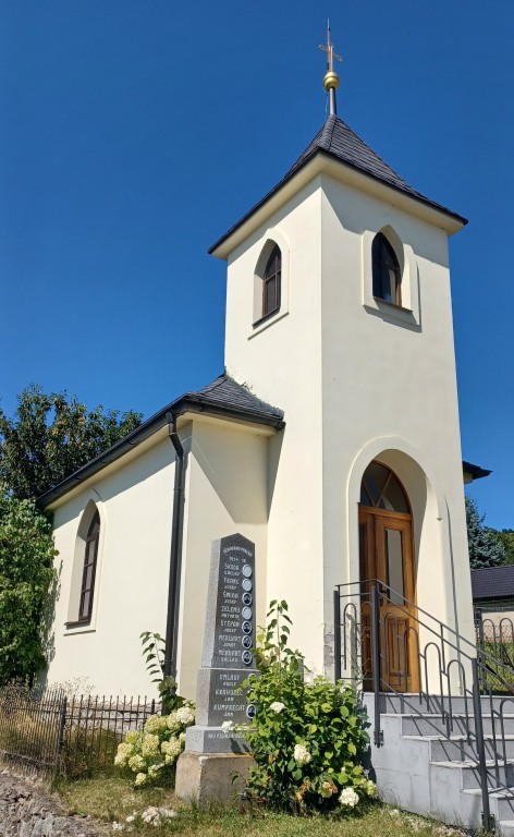 33  Kaple v obci Sendraž