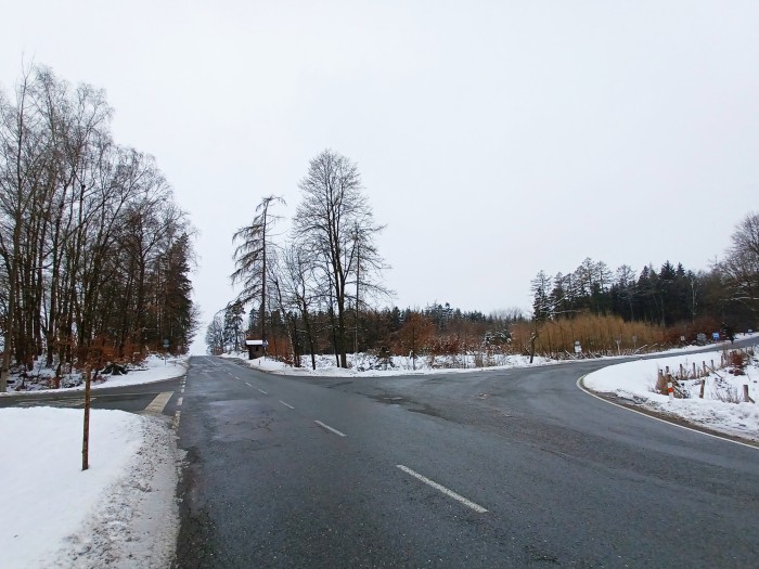 35  Křižovatka nedaleko kláštera