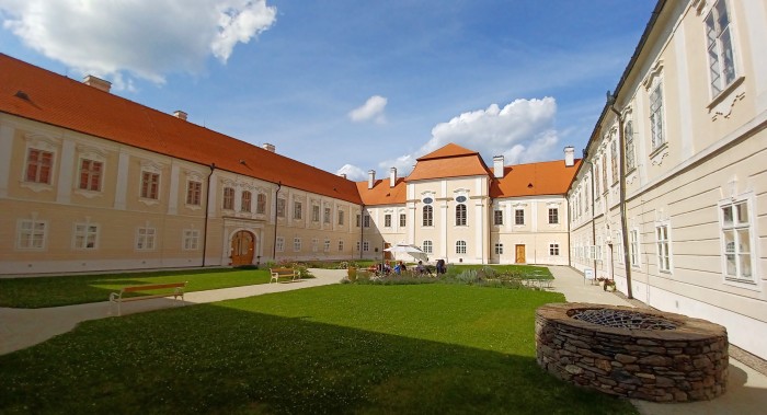 36  Klášter Nová Říše