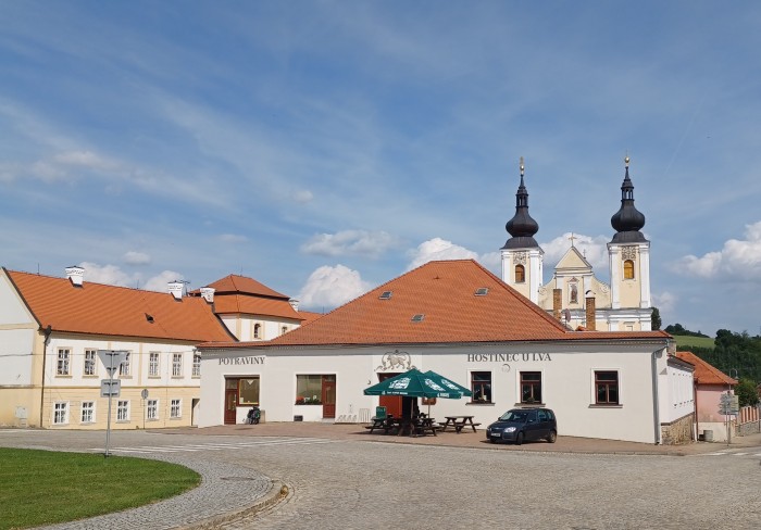 37  Pohled z náměstí