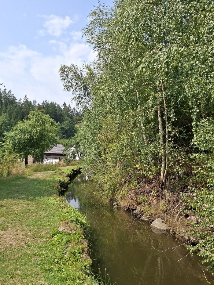 42  Náhon