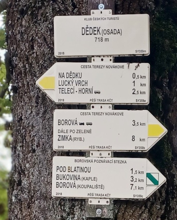 44  Rozcestí
