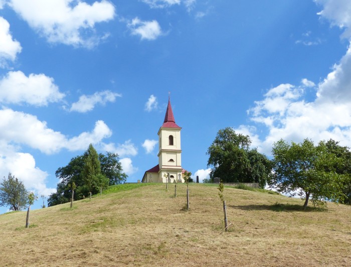 50  Cestou ke kostelu