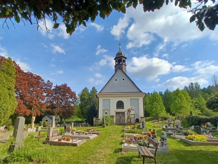 52  Hřbitov