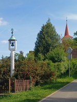61  Zvonička a kostel