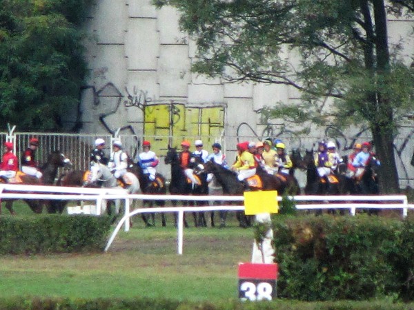 08  Čekání na start