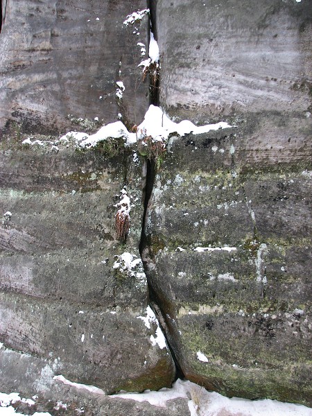 58  Kříž 
